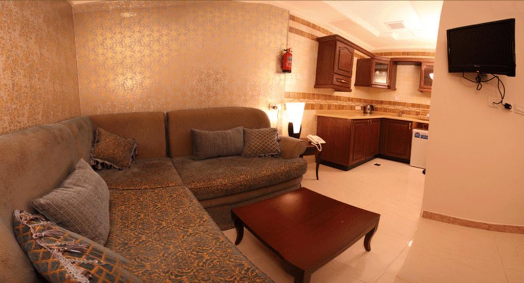 Lavande Suites Yanbu Δωμάτιο φωτογραφία